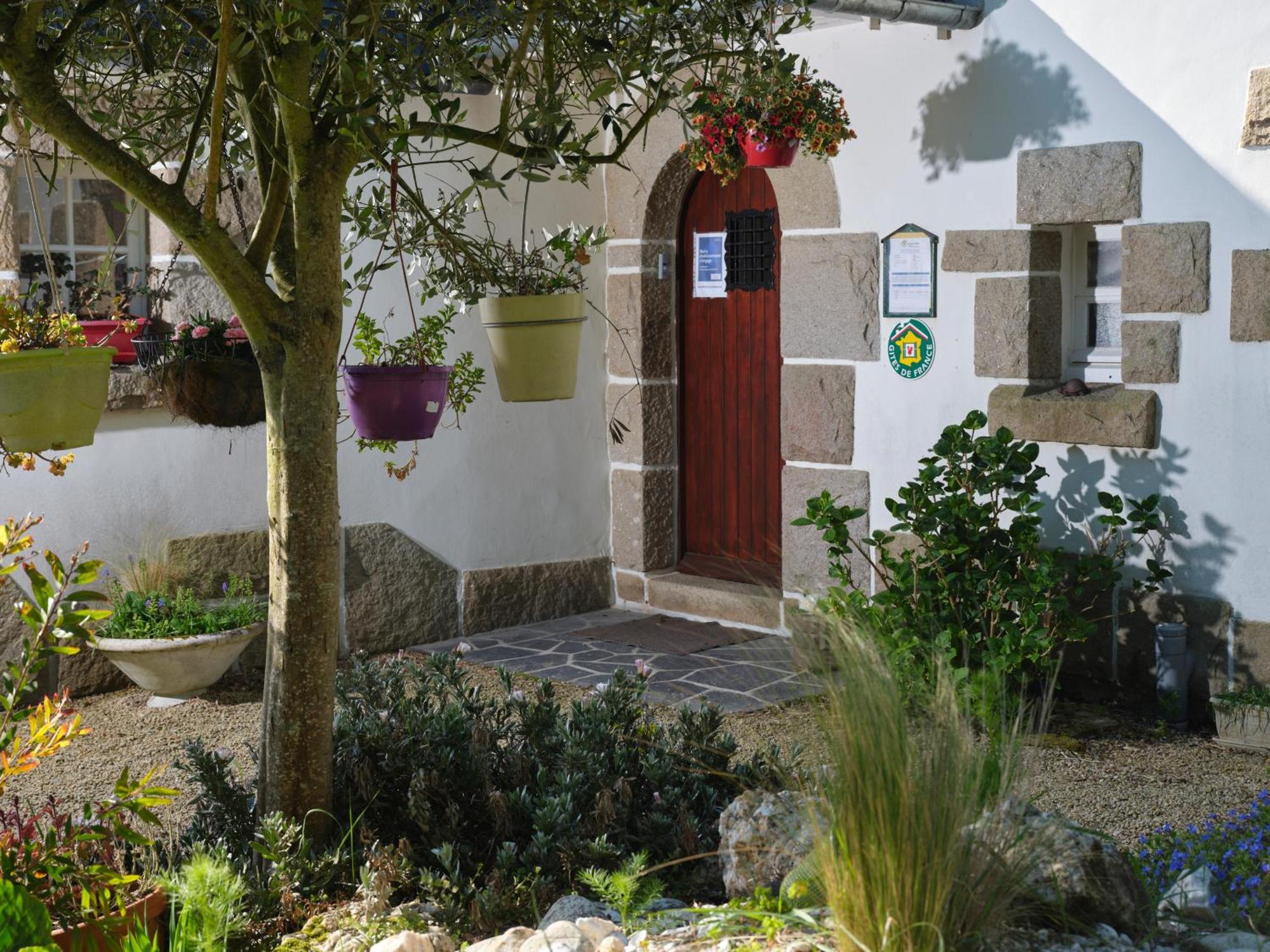 Bed and Breakfast Les Roses Santec Exteriér fotografie